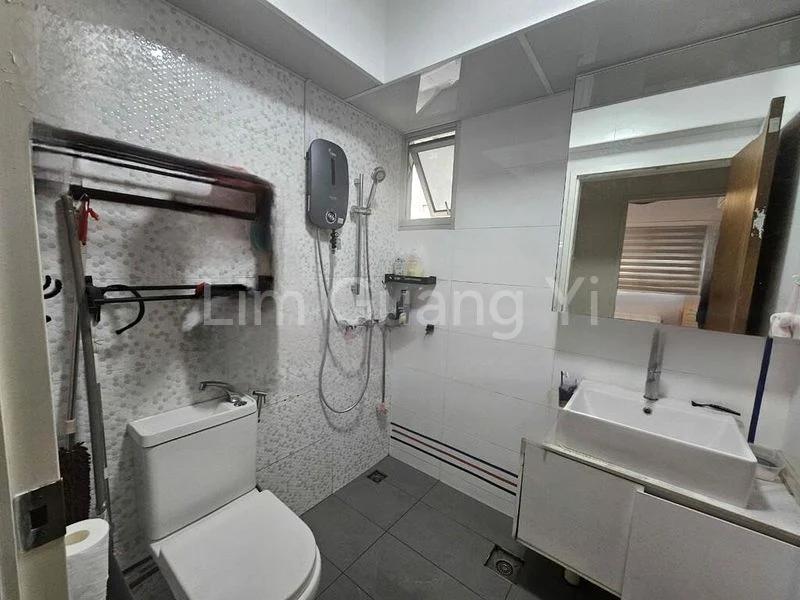 Room (HDB) for Rent in  475B Yishun Street 44 - Image 3